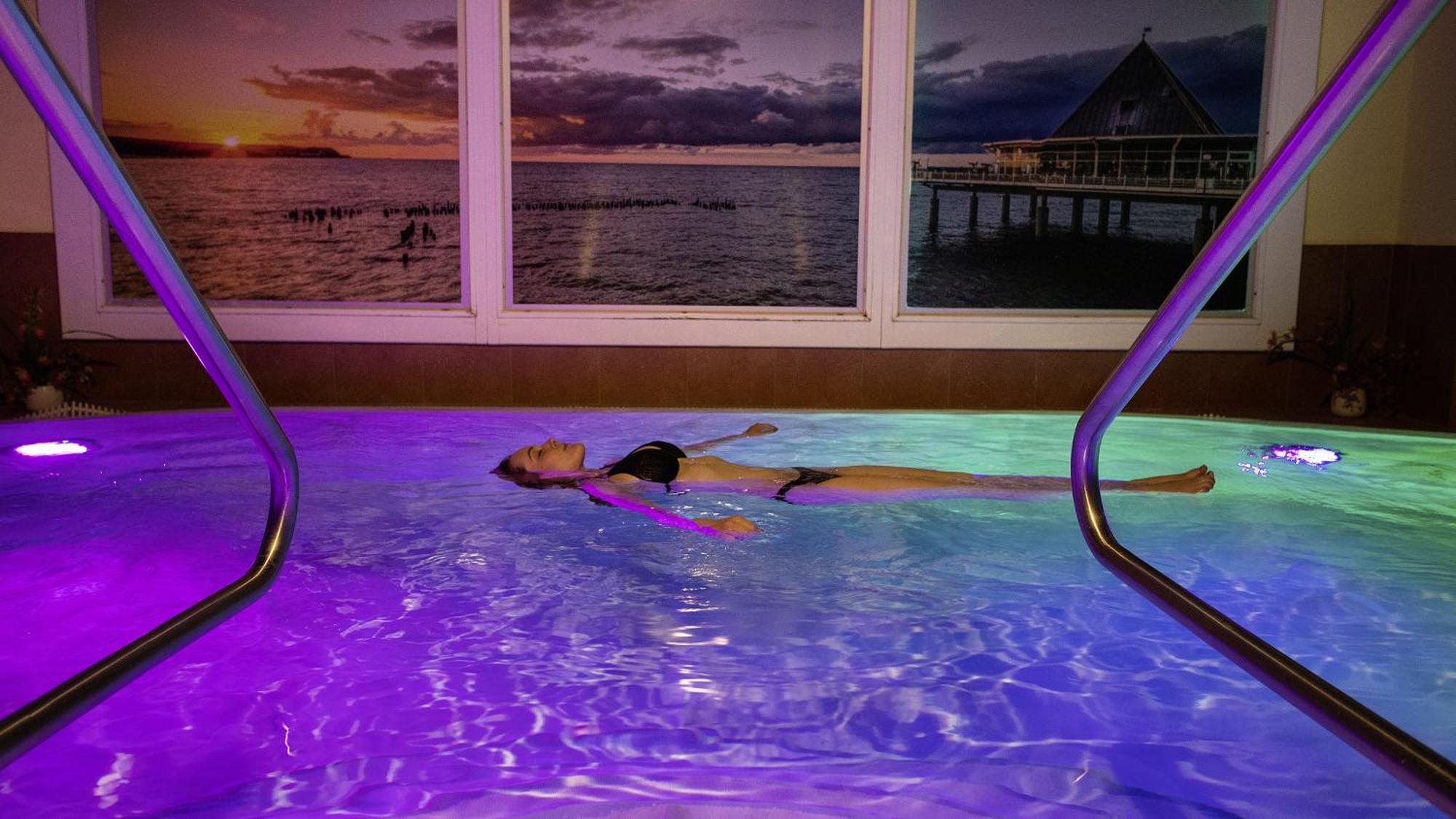 Hotel Zur Post - Ein Rovell Hotel ゼーバート・ヘリングスドルフ エクステリア 写真